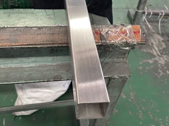 js3845��ɳ��·