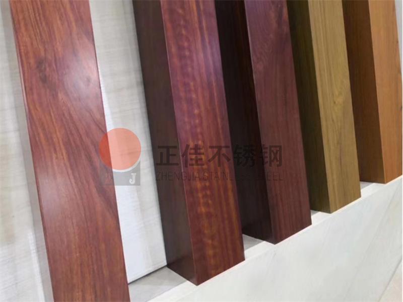 �����ľ�ƹ�