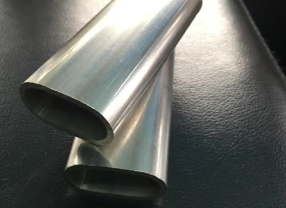 �������Բ���׹�Ҫ��